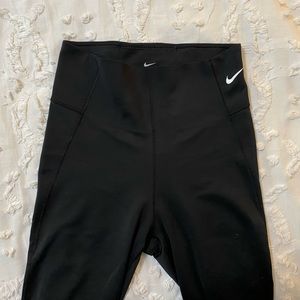Nike High-Waisted Womens Small Dri-Fit Leggings